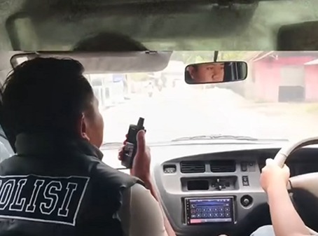 POLSEK NANGGUNG GEREBEK LOKASI DIDUGA PEREDARAN OBAT TERLARANG, DUA TERDUGA PELAKU DITANGKAP